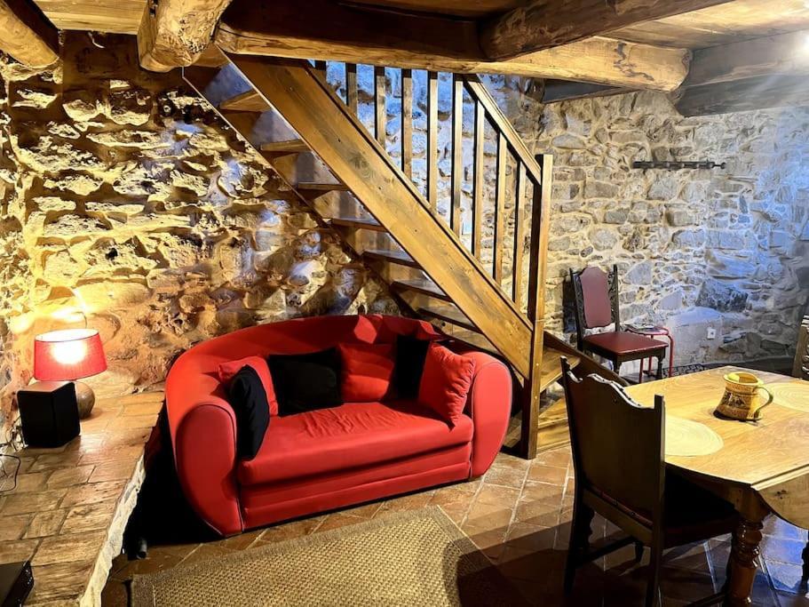 La Maison De Blanche Neige Assignan Luaran gambar